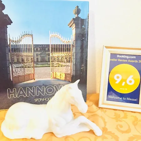 Lejlighed #welcometomessehannover#twobedroomapartment&balcony