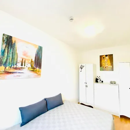 Apartment #welcometomessehannover#twobedroomapartment&balcony