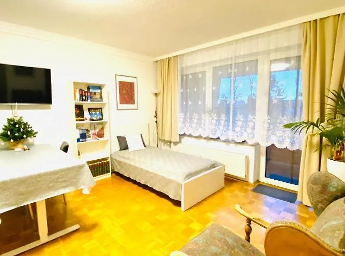 #welcometomessehannover#twobedroomapartment&balcony * Hanower