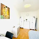 #welcometomessehannover#twobedroomapartment&balcony * ハノーファー