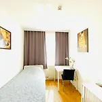 アパート #welcometomessehannover#twobedroomapartment&balcony