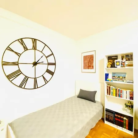 Apartment #welcometomessehannover#twobedroomapartment&balcony