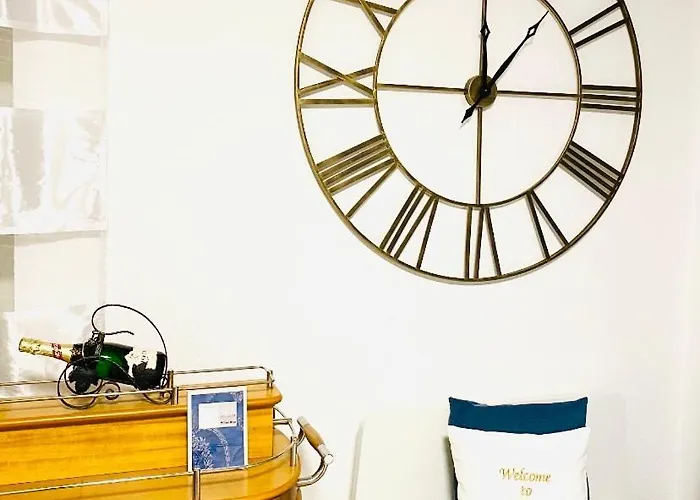 Apartment #welcometomessehannover#twobedroomapartment&balcony *